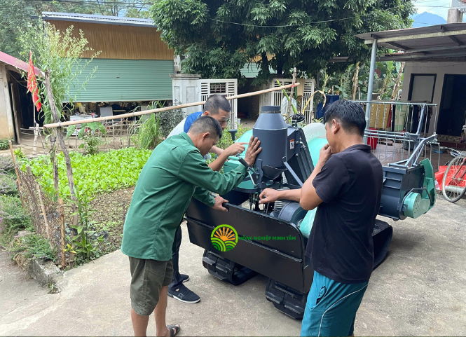       Kinh nghiệm mua máy gặt lúa mini cũ 2